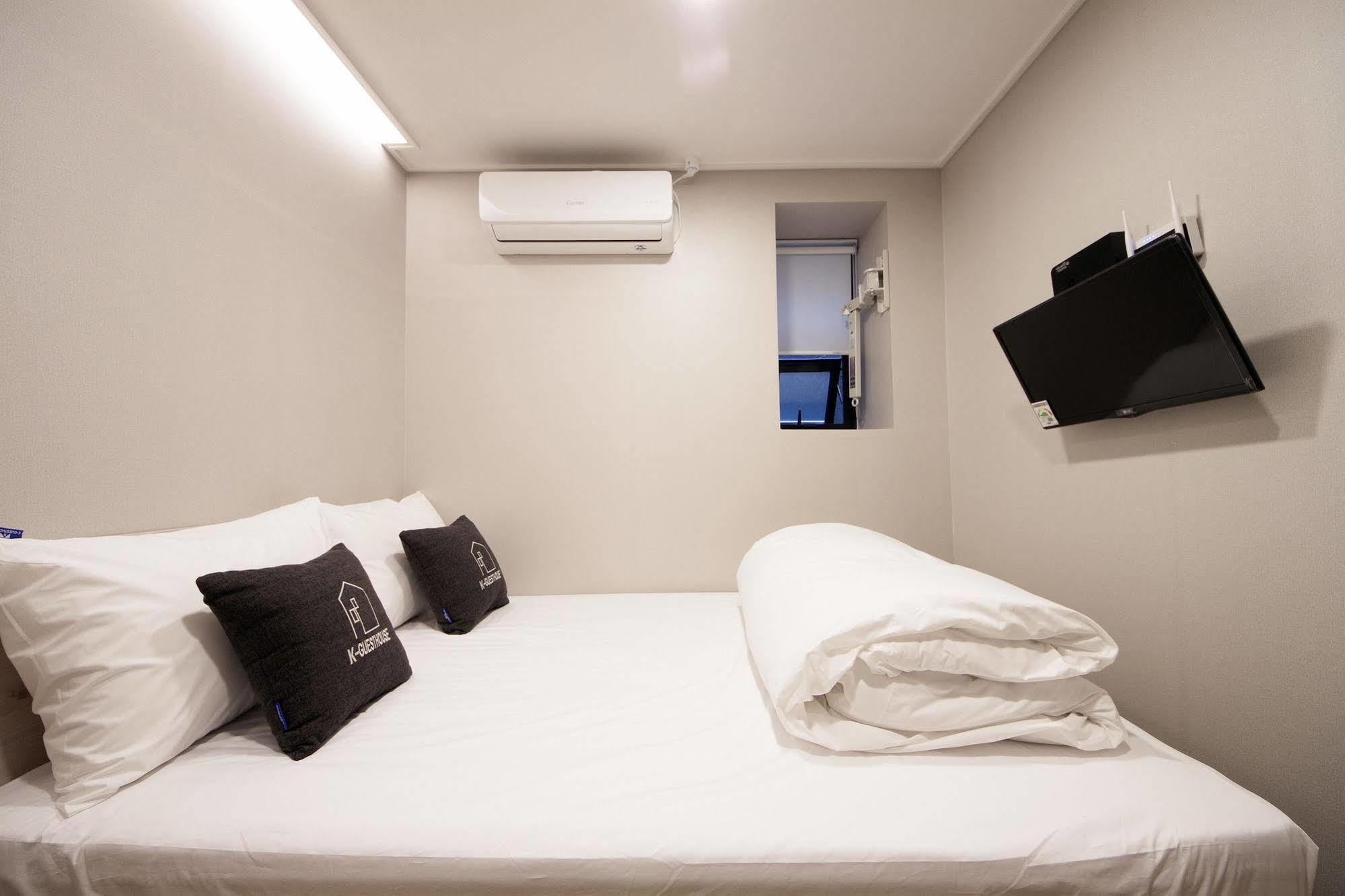 Oyo Hostel Myeongdong 1 Seúl Exterior foto